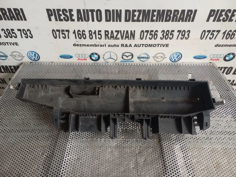 Capac Carcasa Filtru Aer Bmw X3 E83 LCI Facelift 2.0 Diesel Motor N47 Cod  - Dezmembrari Arad