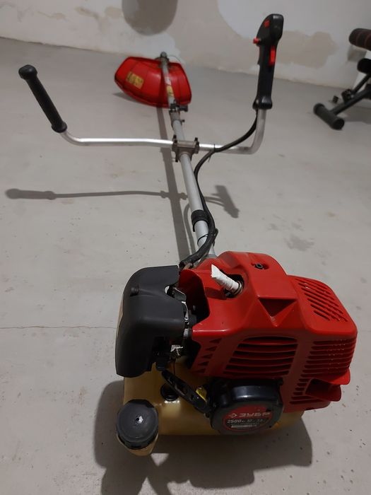 Триммер Бензиновый Газонокасилка