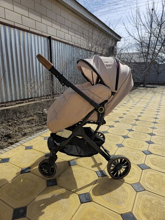 Детская коляска сатылады.
