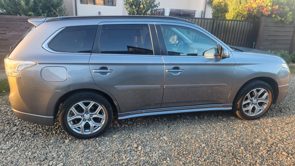 MITSUBISHI Outlander 2014 — imagine 4