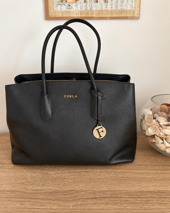 Дамска кожена чанта Furla