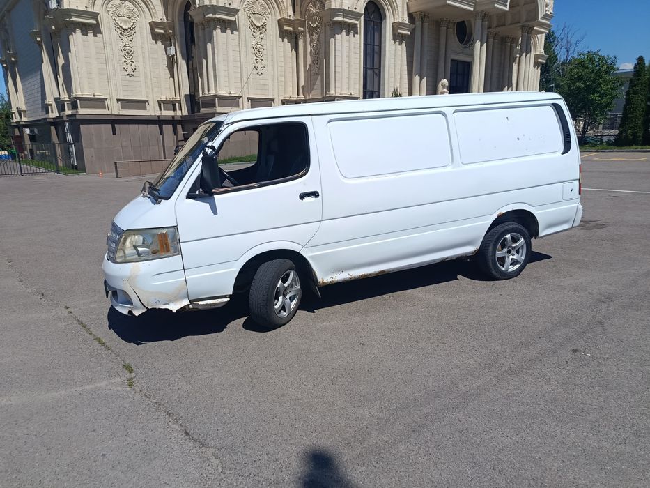 Продажи авто, Foton view