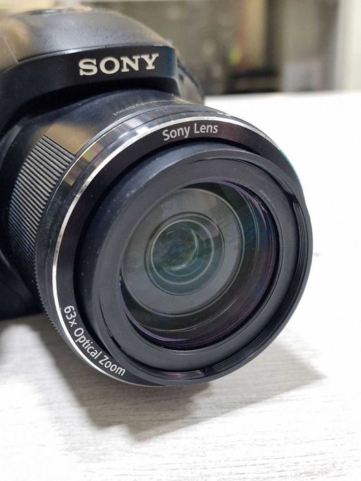 Sony Cyber-shot DSC-H400