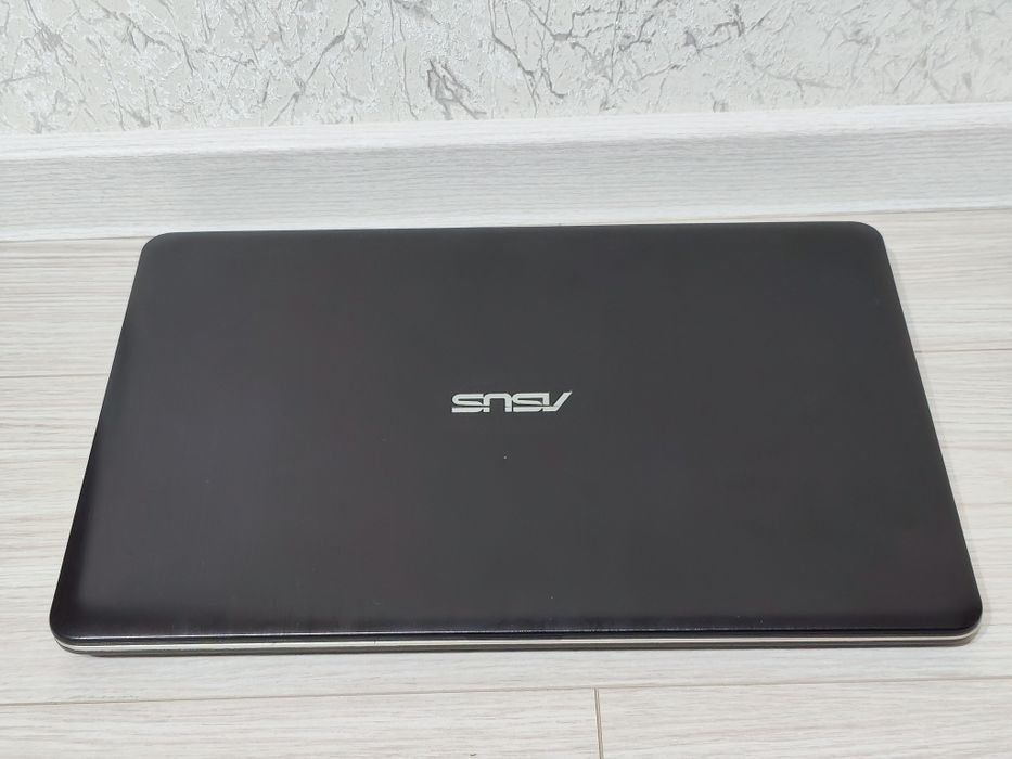 Продам ноутбук i3/ОЗУ 12