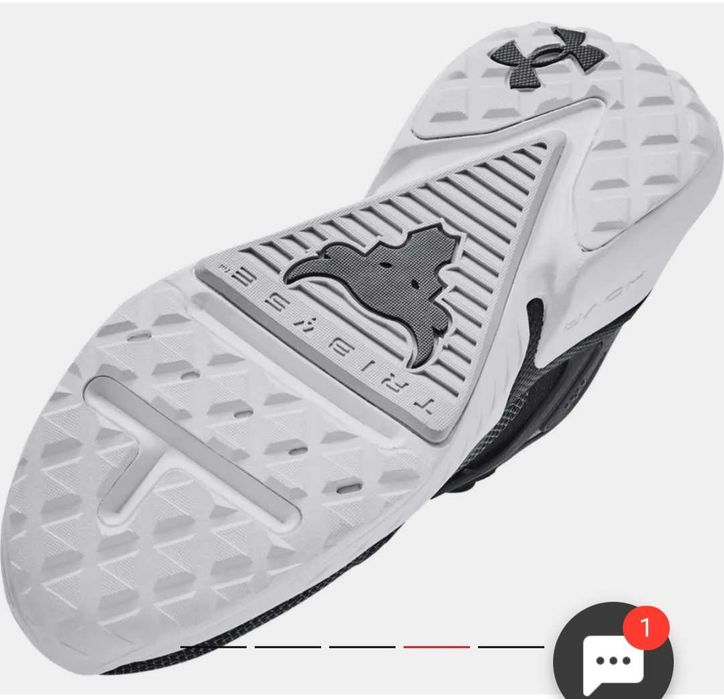 Кроссовки женские