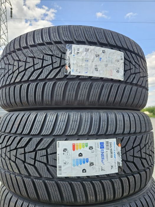 Vând 4 anvelope iarna Noi 245/40r18 245/40/18 HANKOOK