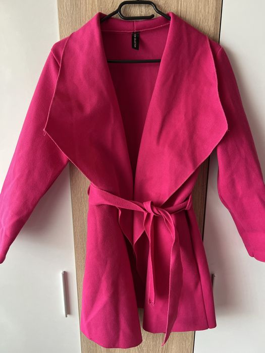 Дамско палто в циклама