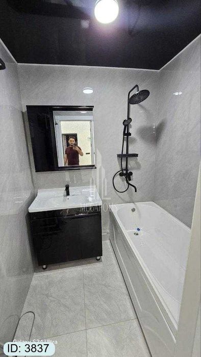 5 mikr somiy karmen tarafda 2 xona tayyo kvartira sotiladi №3837