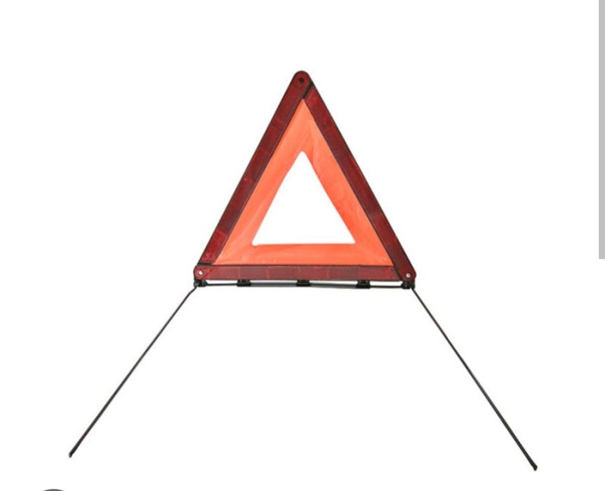 Крик 1.5тона, ключ за гуми,триъгълникик и жилетка.