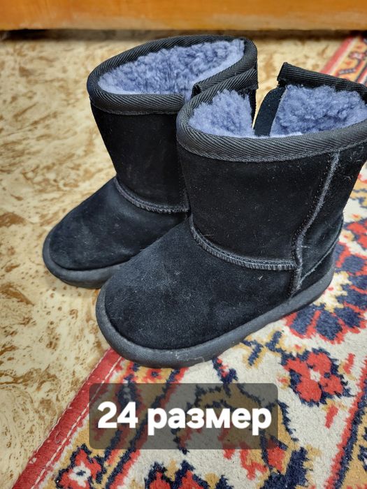 Продам детскую обувь