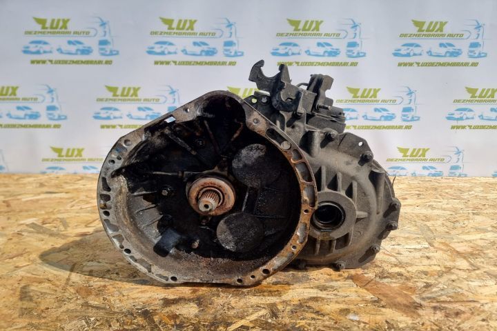 Cutie de viteze manuala 6 trepte cod R1692610301 180 200cdi 2.0d om640 Mercedes-Benz B-Class W245 s