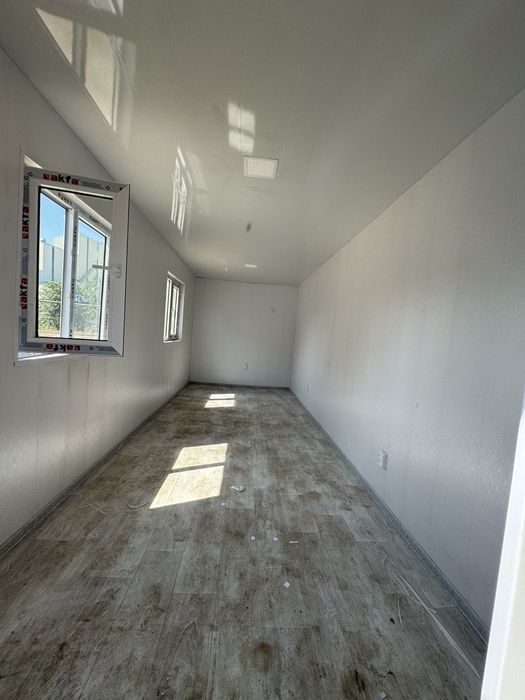 Кантейнер Кантейнер Кантейнер