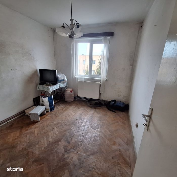 Vand apartament 2 camere