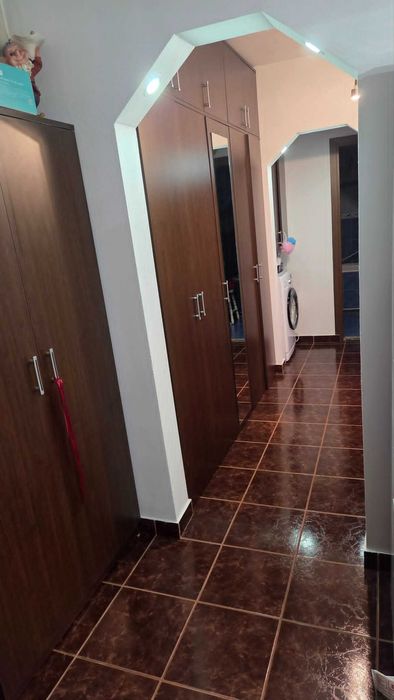 vanzare apartament 3 camere