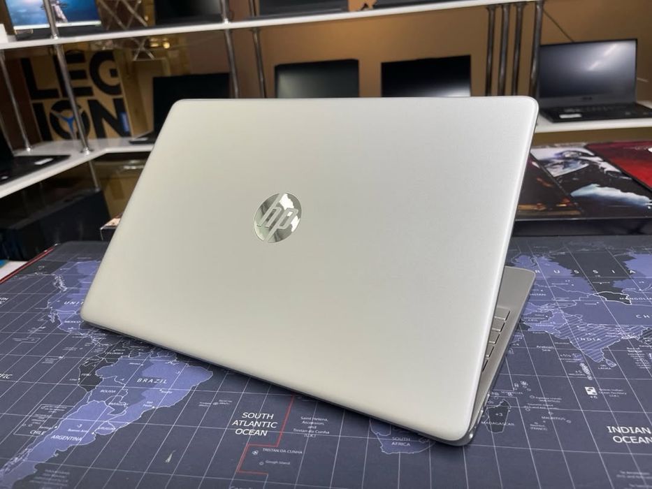 Ноутбук HP Laptop 15s Core i5-1235U/8GB/SSD512GB