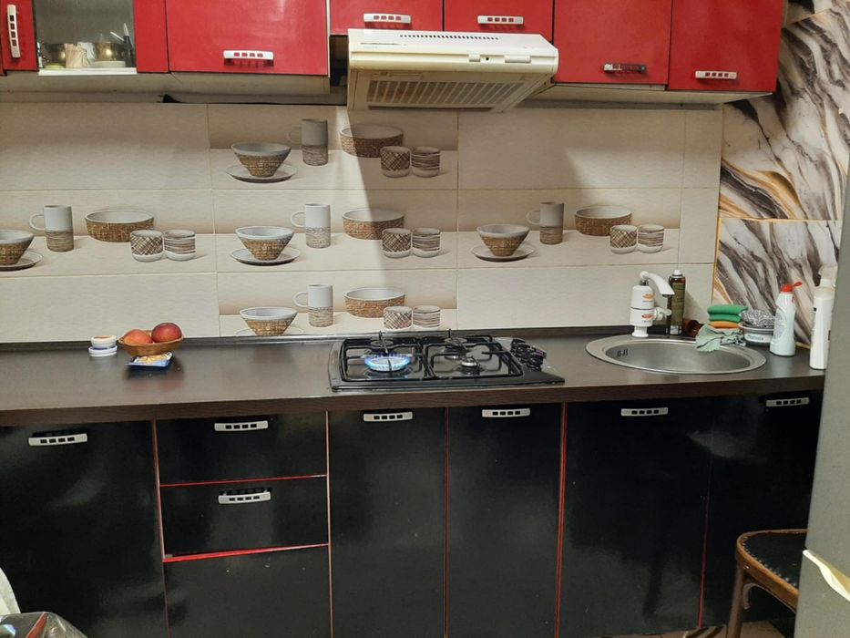 Frigider,dresing,dormitor,mobila bucatarie