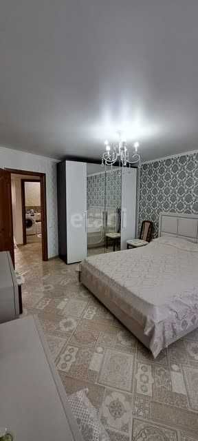 Продам 2-ч комнатную квартиру