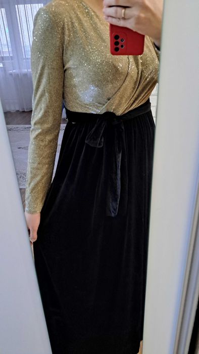 Платье в пол золото