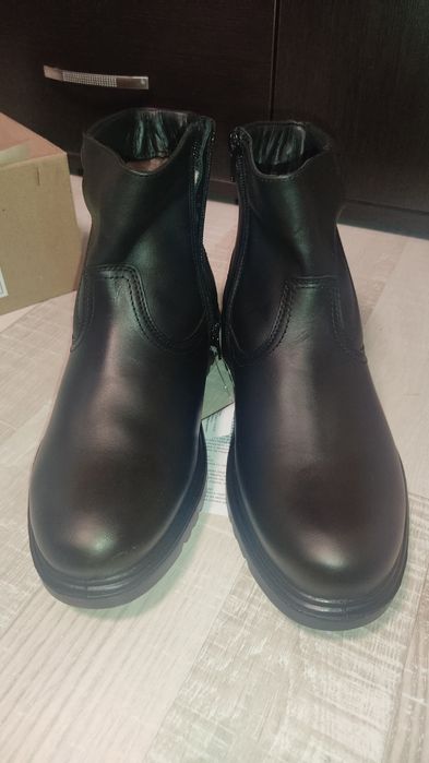 Мъжки боти от ест. кожа, 43 номер, супер качество!