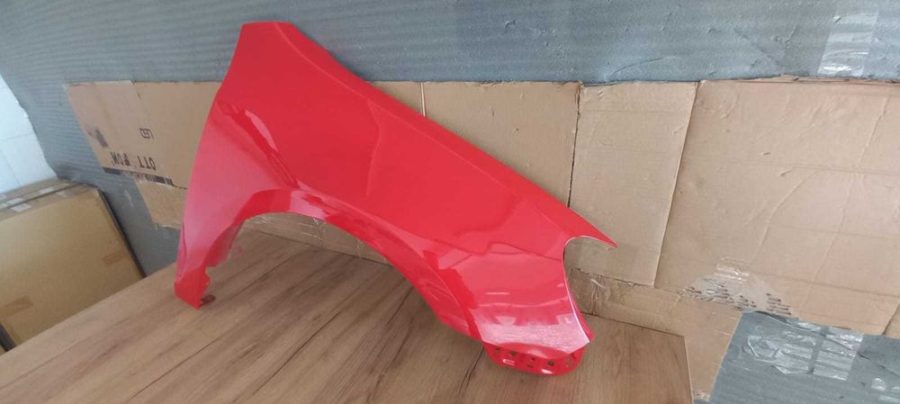 Aripa Fata Dreapta VW Golf 6/VI 2008-2013 (LP3G (Rosu)) HatchBack