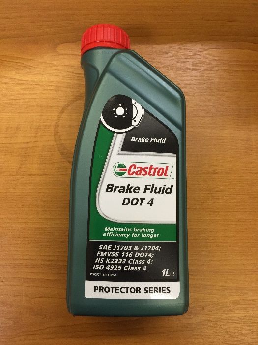 castrol DOT 4 спирачна течност