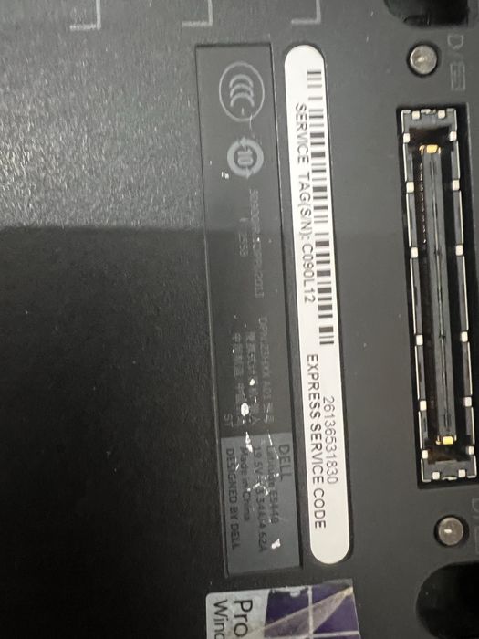 Dell ноутбук, не в рабочем состоянии