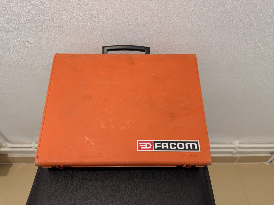 Set Facom tubulare 1000V