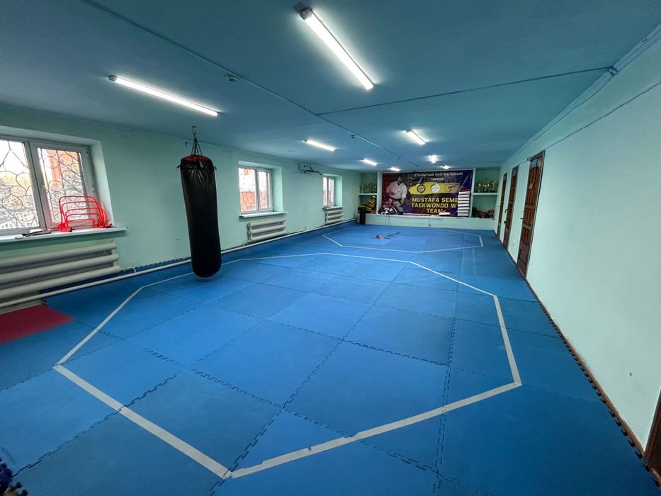 Сдам зал центре