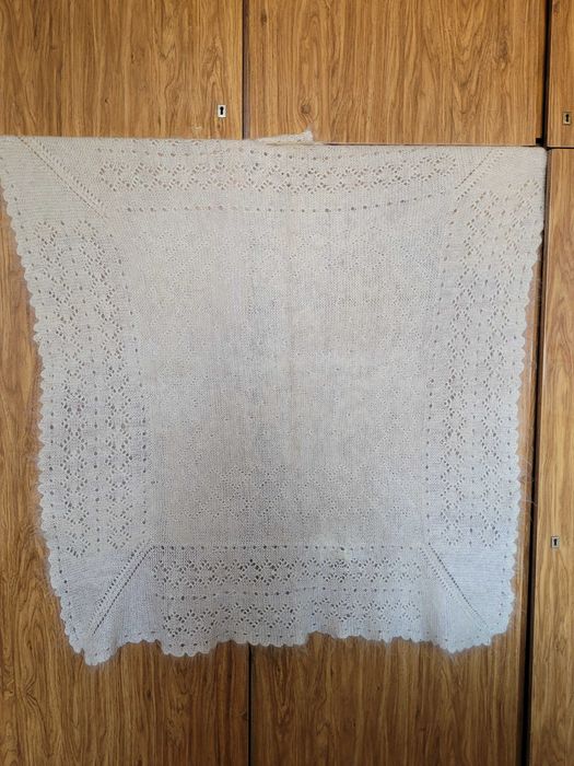 Платок из ангорки теплый