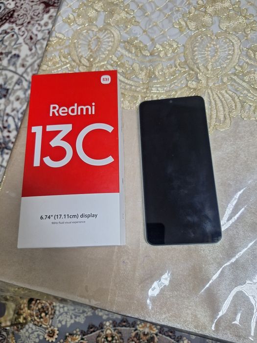 Redmi 13 C Храпилище : 126 гб  Камера : 50 MP