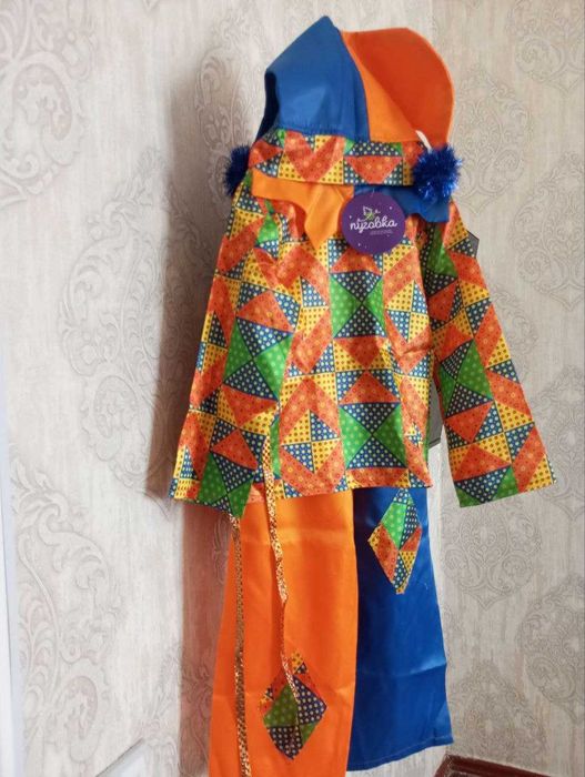 Карнавальный костюм Петрушки