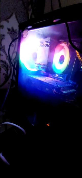 Kompyuter Sotiladi Gaming Oqish va Ishlash  uchun ideal