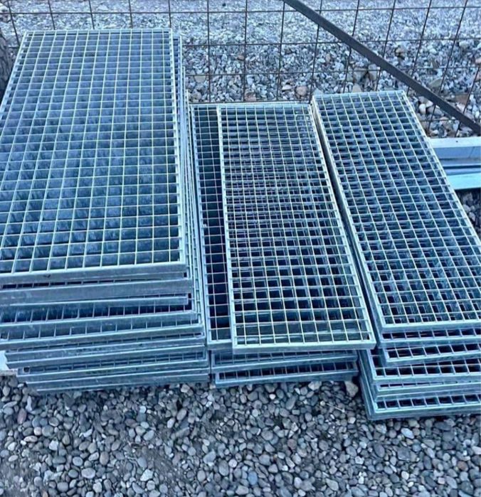 Trepte zicate galvanizate