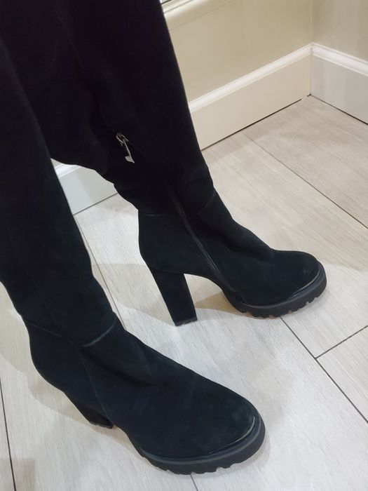 Сапоги высокие черные, замшевые,  новые