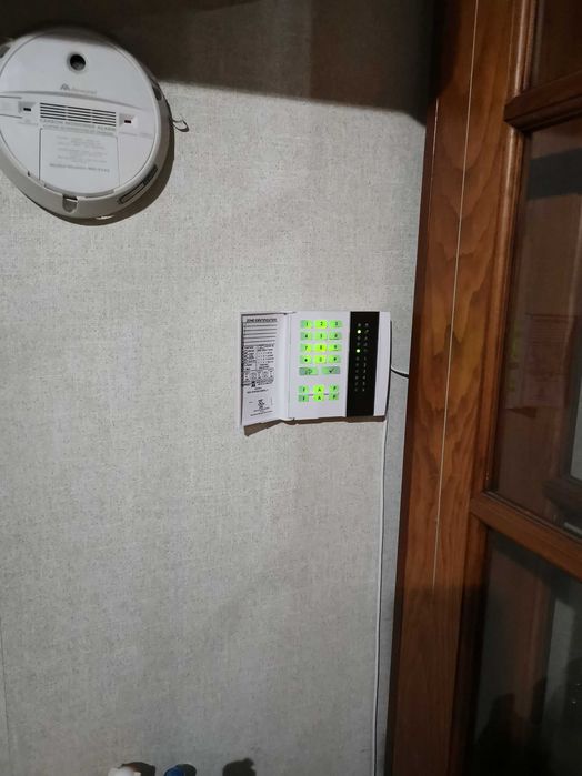 ПРОДАВА СЕ МЯСТО НА МОРЕТО С ТРИ КАРАВАНИ в р-на на Аспровалта, Северна Гърция