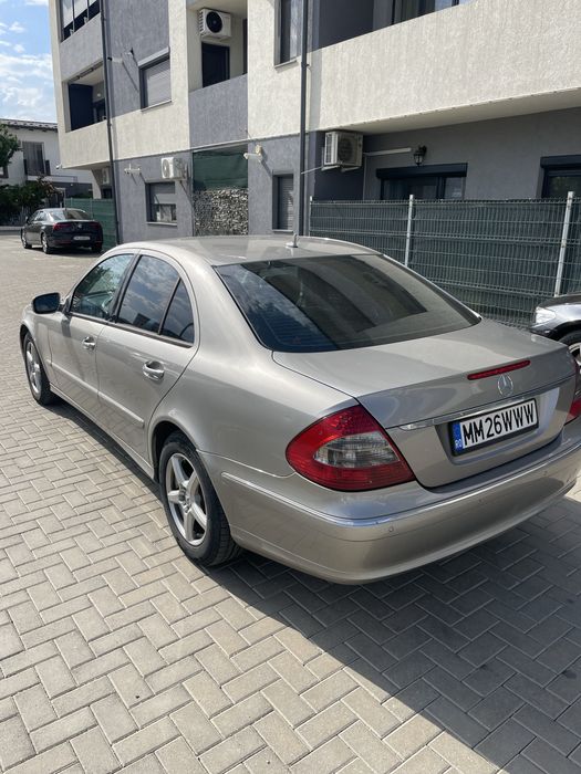 Mercedes Benz E Class w211 - Avantgarde