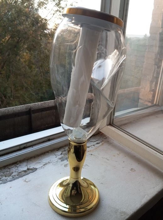 Продам новую колбу для пива.