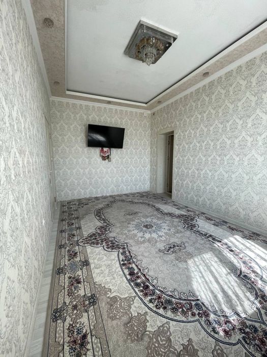 Жомбой туман 3 хонали 3 этажда 4 этажли янги уйларда квартира сотилади