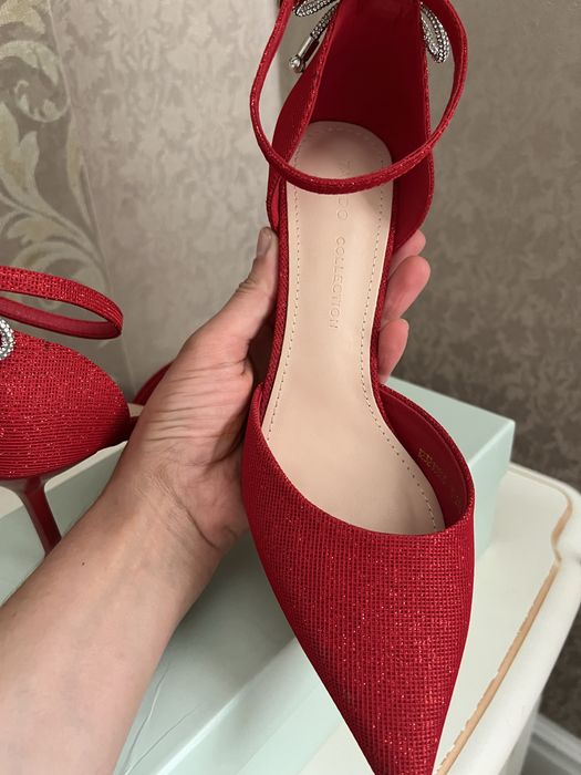 продам туфли женские красные
