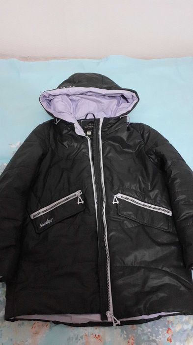 Продам осен.куртку, школ.брюки и юбку для девочки на возраст 7-9лет.