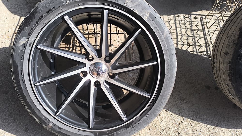 Диски б/у R17 не
варинные, есть незначит царапины под