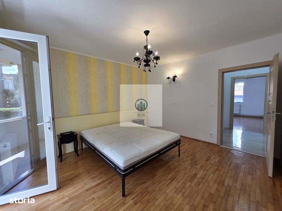 Apartament 3 camere decomandat SU 78 mp renovat - Deva, Str. Carpati