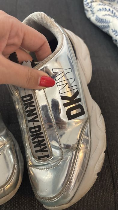 Оригинални DKNY 35 номер