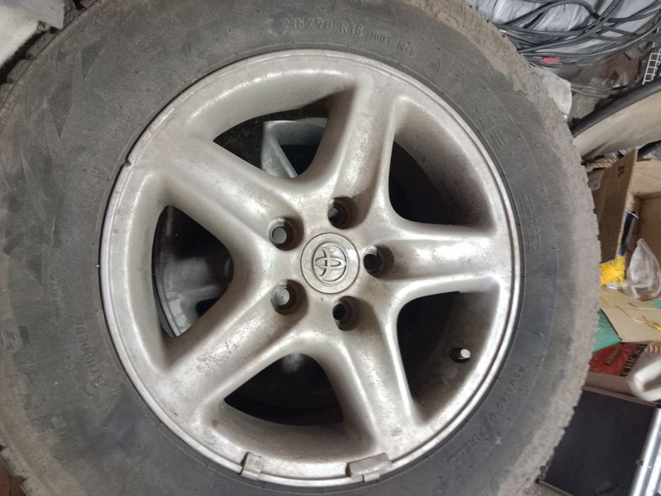 Продам шины с дисками комплект