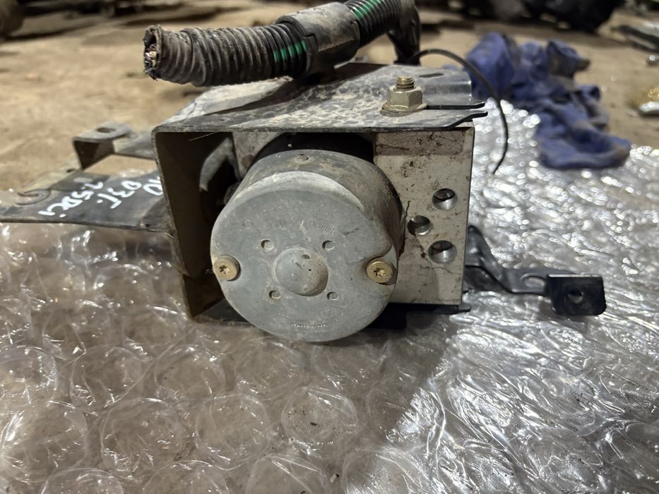 Renault Clio 1.5 dci 2002 година АБС помпа ABS