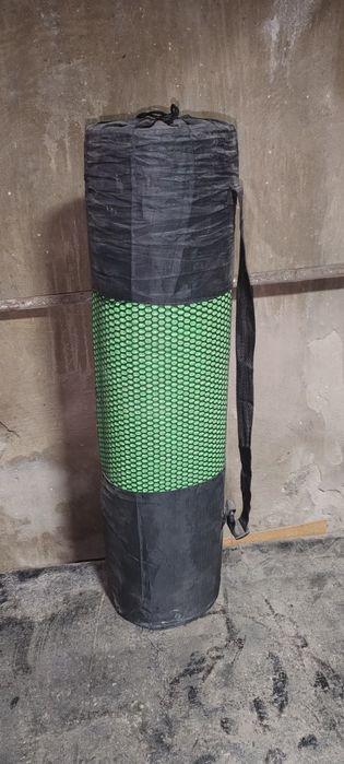 Коврик для йоги и фитнеса