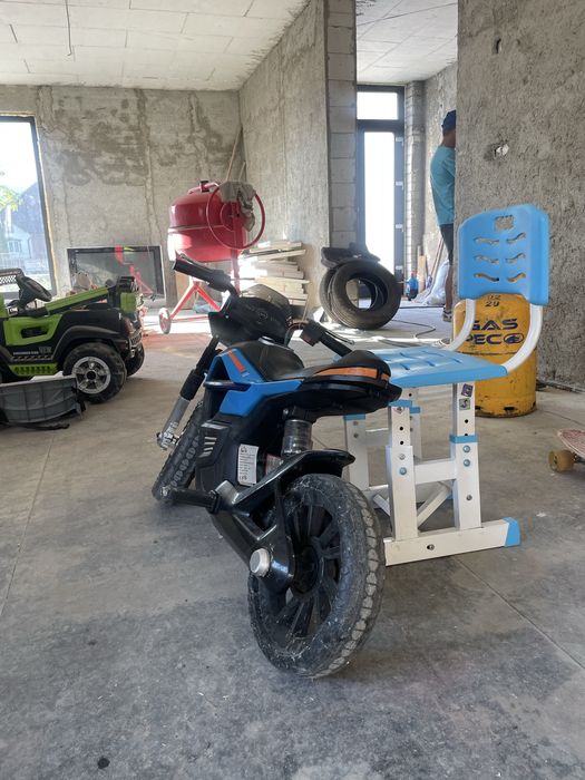 Scuter electric copii