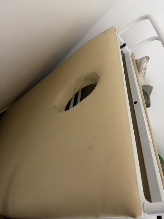 Кушетка массажная