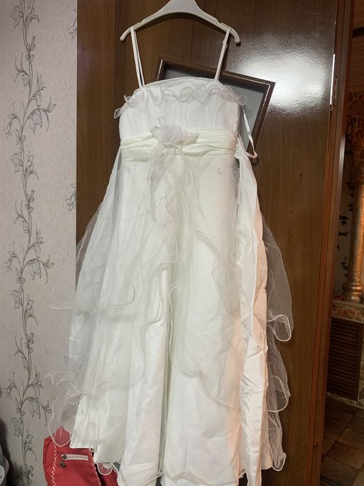 Продаю платье