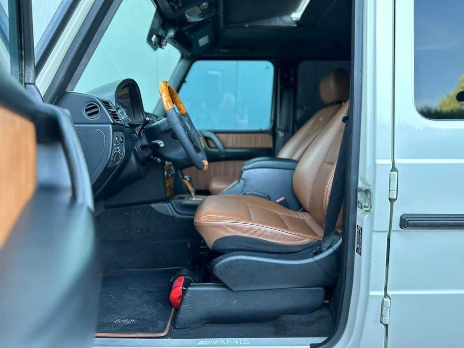 Продава безупречен Mercedes G55 - AMG